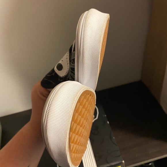 Vans Limited Edition Nightmare Before Christmas Jack & Sally Slip On Sneakers - Picture 4 of 7
